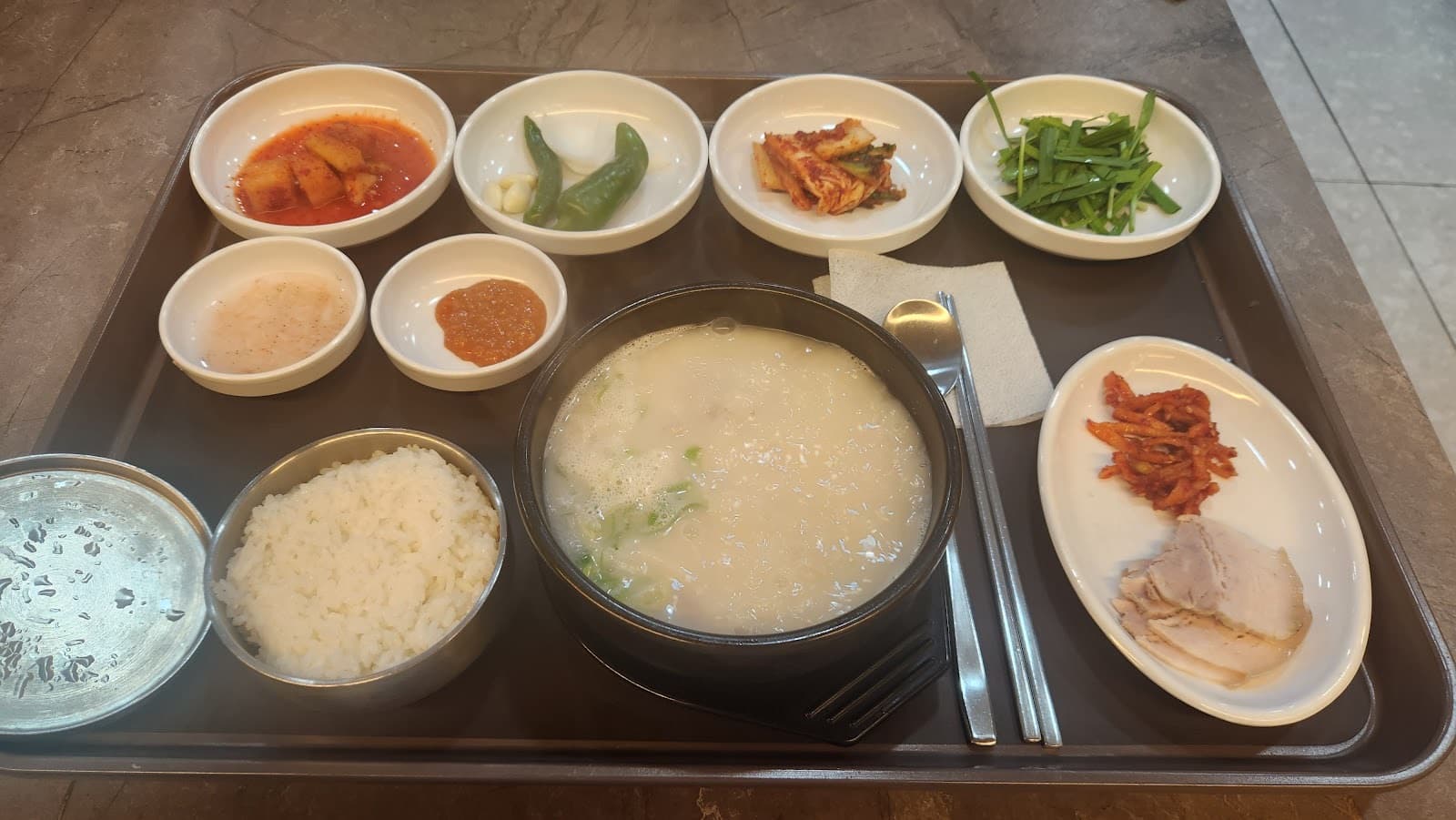 진경가마솥돼지국밥 대표 사진